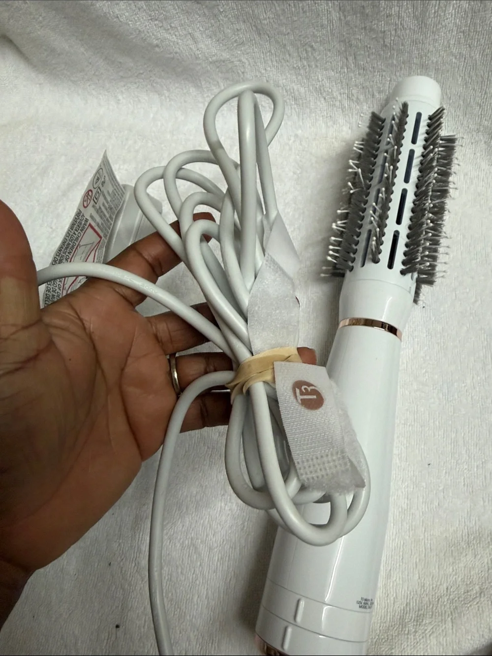 T3 White & Rose Gold Rotating Hot Air Brush Styler